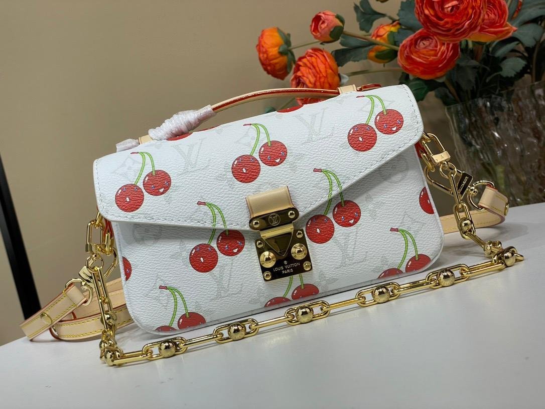 Louis Vuitton LV x TM Pochette Métis East West - Image 2