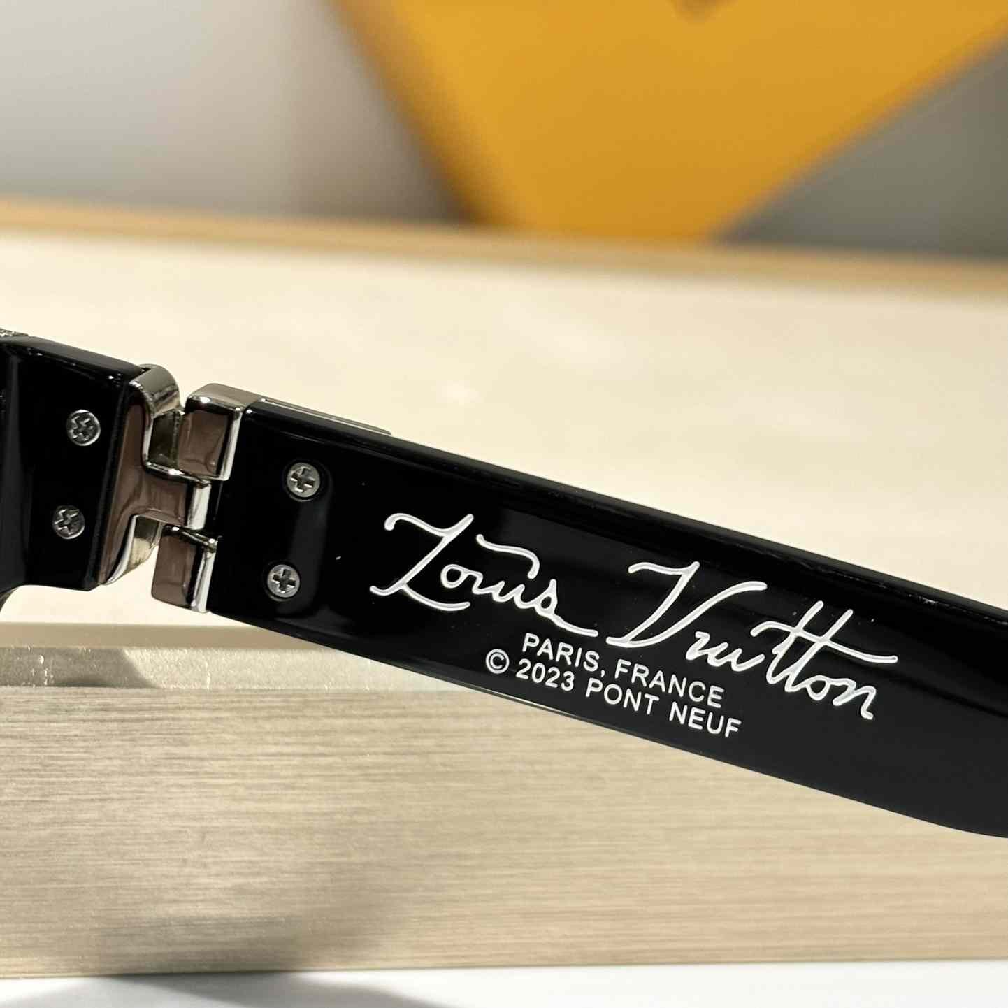 Louis Vuitton 1.1 Millionaires Damier Pop Sunglasses Z2394W - Image 10
