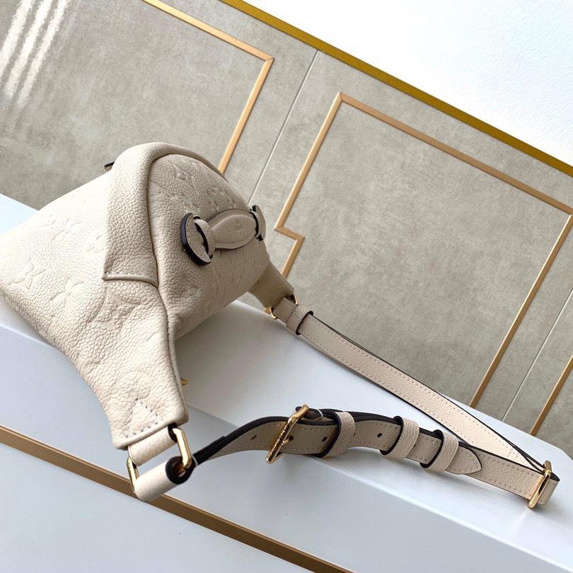 Louis Vuitton Bumbag M44812 - Image 4