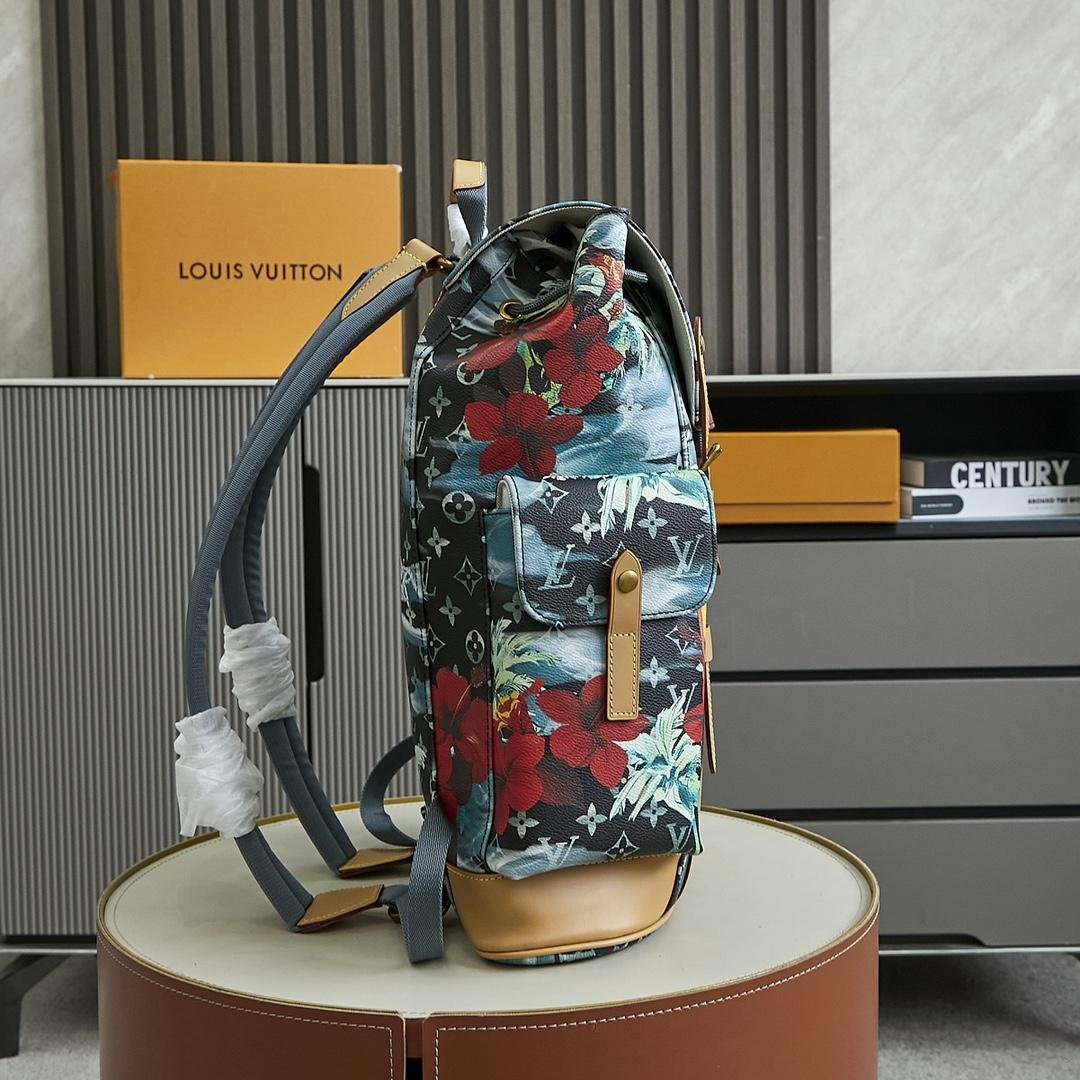 Louis Vuitton Christopher MM M24996 - Image 5