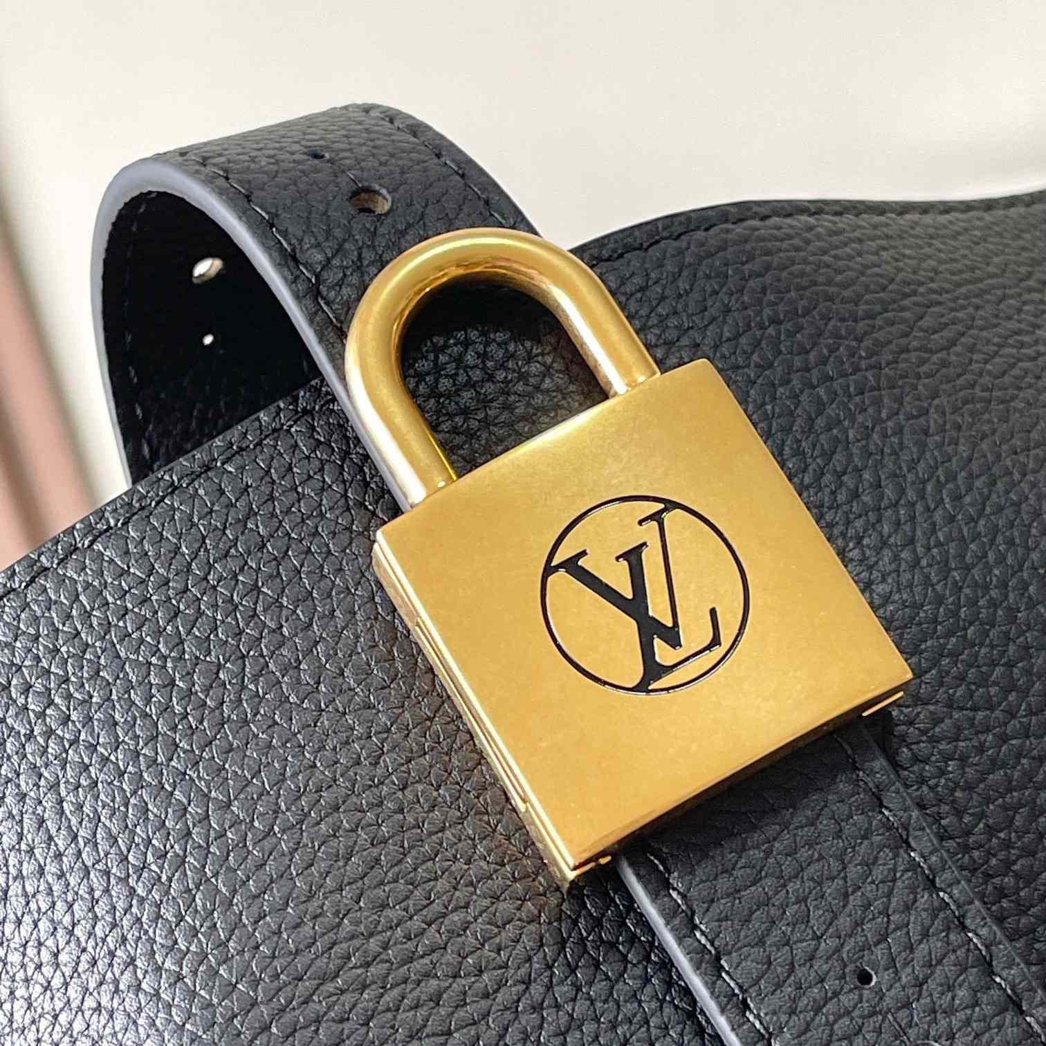 Louis Vuitton Low Key Cabas MM M25341 - Image 7