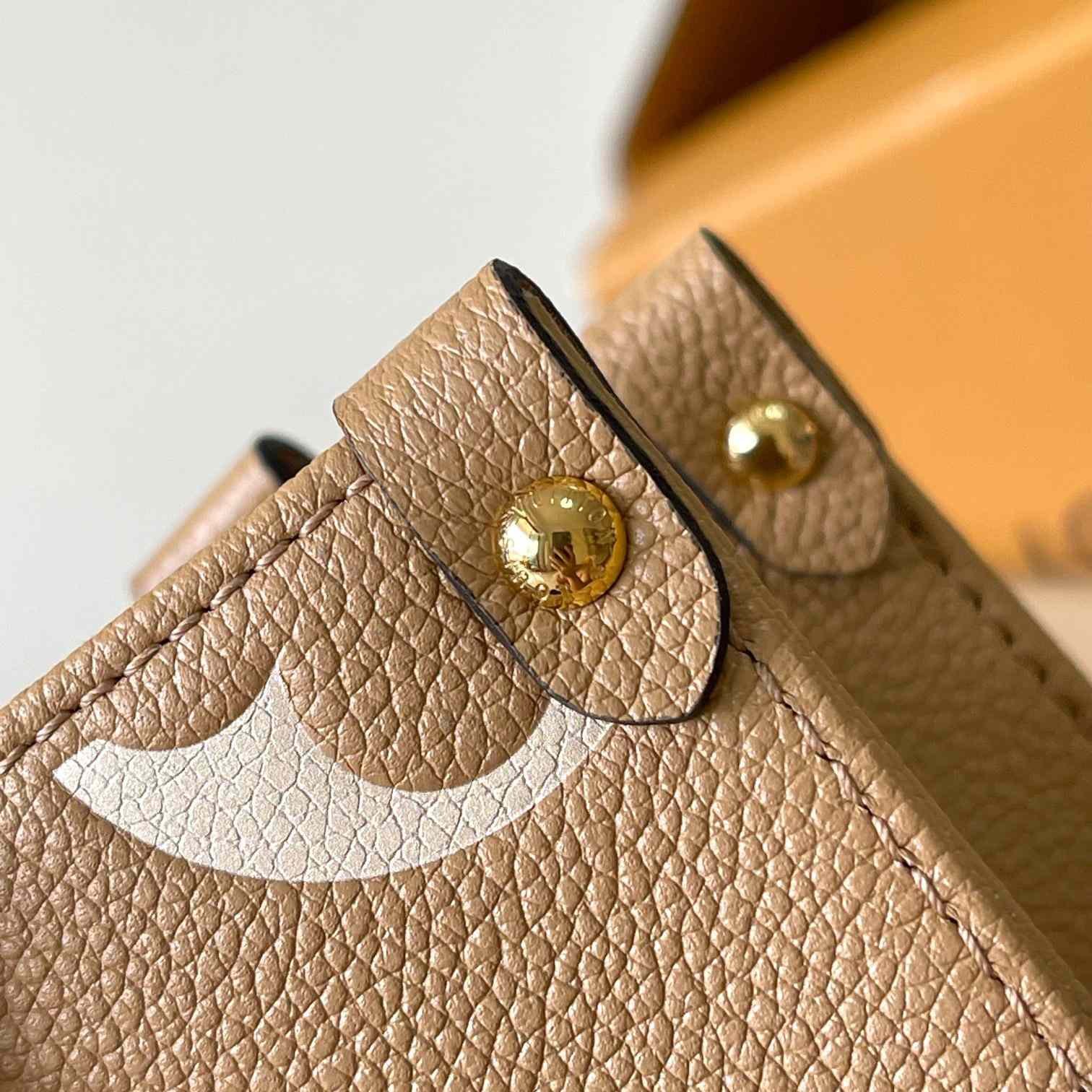 Louis Vuitton OnTheGo PM M12513 - Image 9
