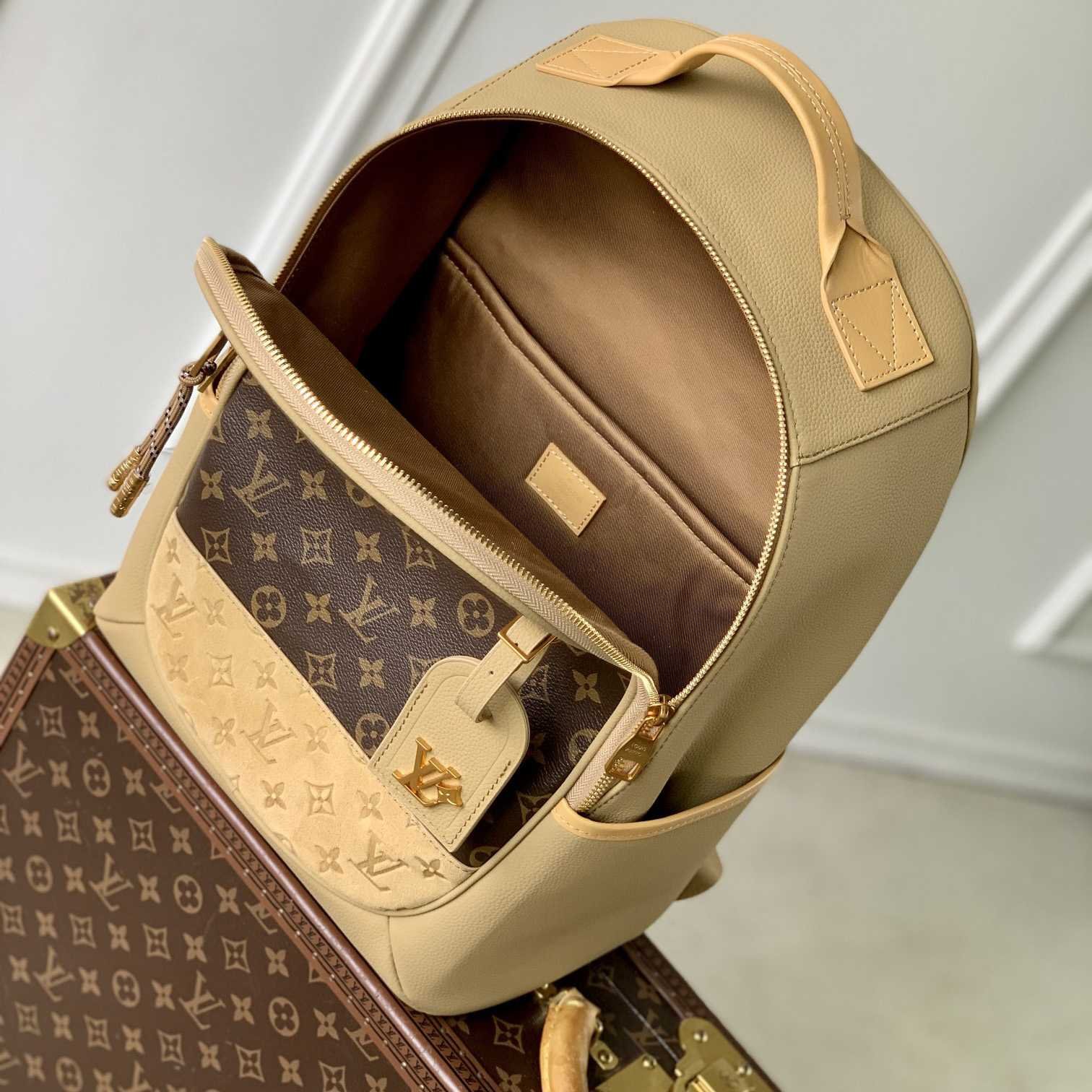 Louis Vuitton Outdoor Backpack M12624 - Image 5