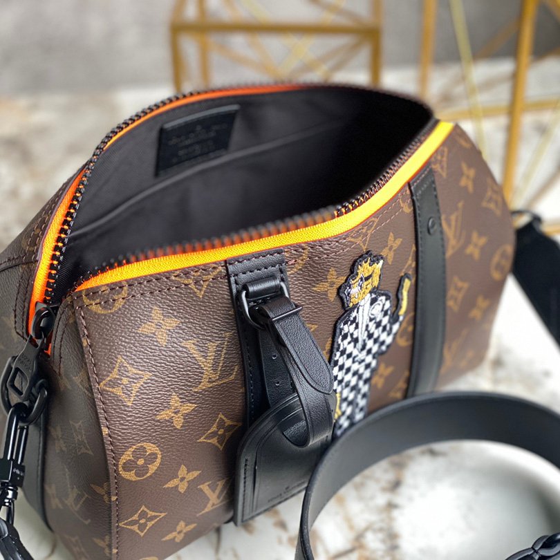 Louis Vuitton Pre-Owned Monogram LV Friends City Keepall Shoulder Bag M45652 - Image 4