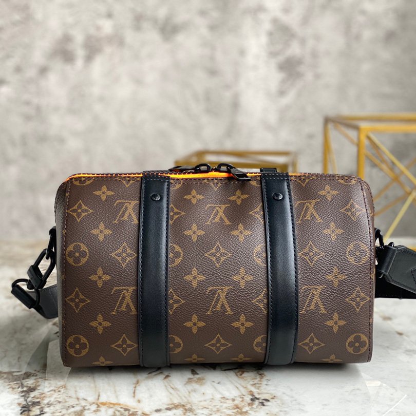 Louis Vuitton Pre-Owned Monogram LV Friends City Keepall Shoulder Bag M45652 - Image 3