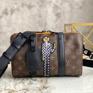 Louis Vuitton Pre-Owned Monogram LV Friends City Keepall Shoulder Bag M45652