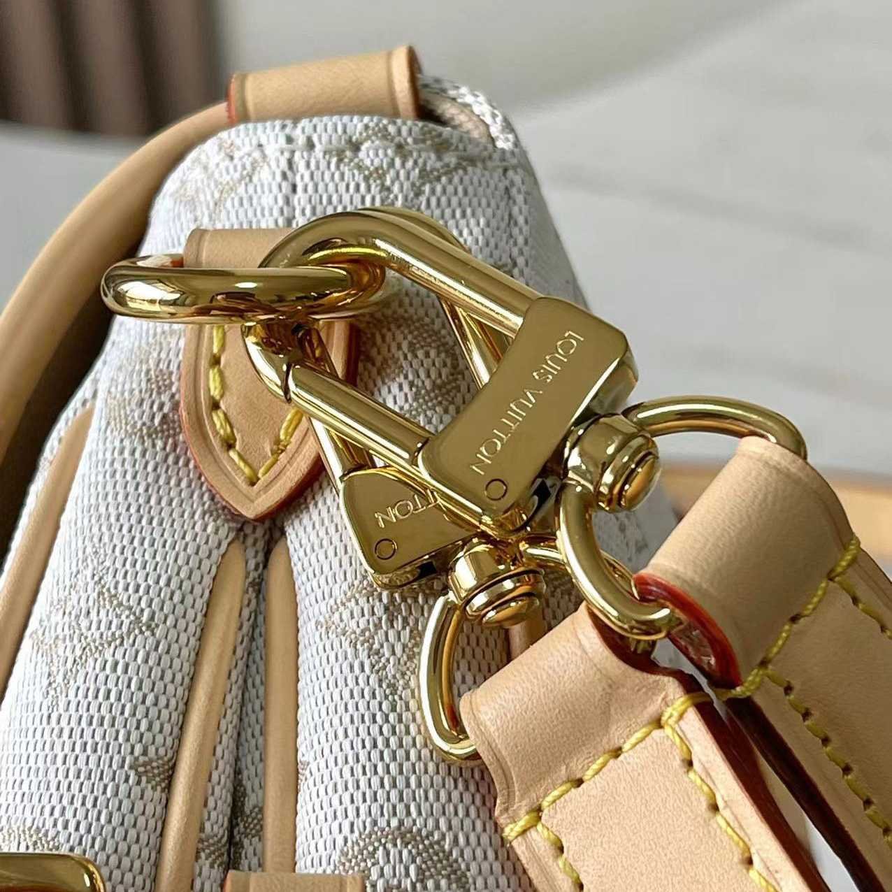 Louis Vuitton Saumur BB M12327 - Image 6