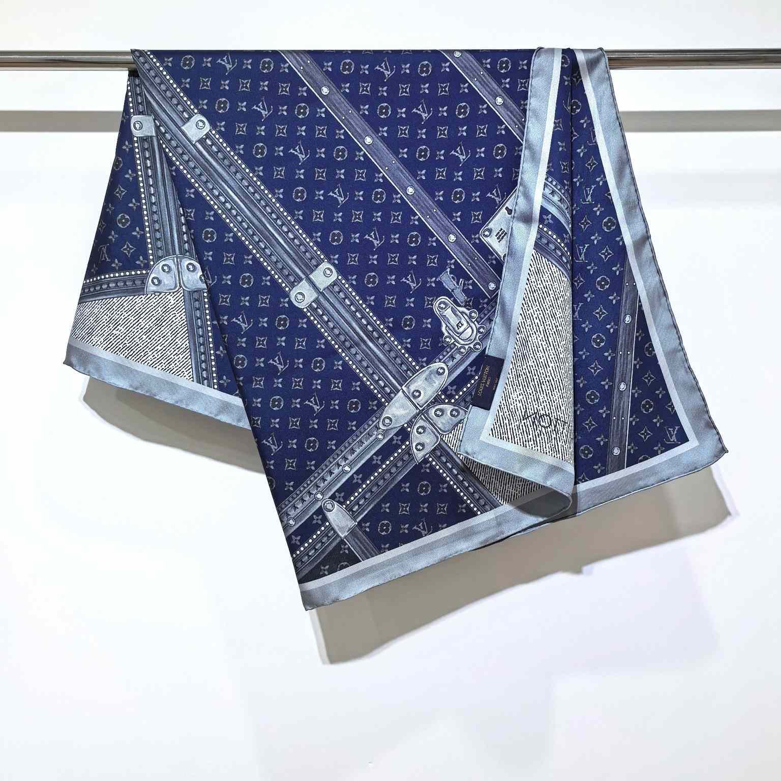 Louis Vuitton Time Trunk Square 90 - Image 7